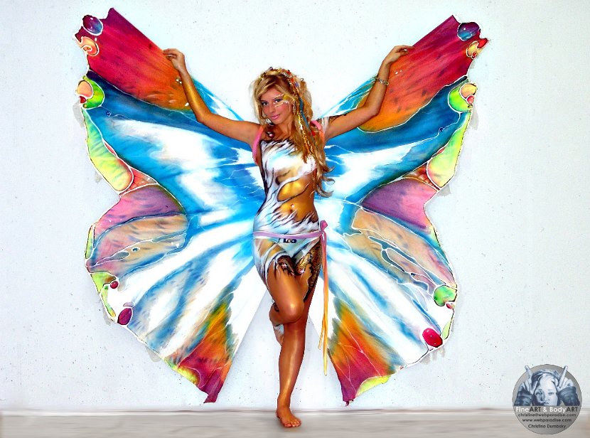 bodypainting-bodypaint-butterfly-schmetterling-fluegel-airbrush-messekuenstlerin-dumbsky-1